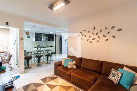 Sala de casa à venda com 4 quartos, 240m² em Ipiranga, São Paulo