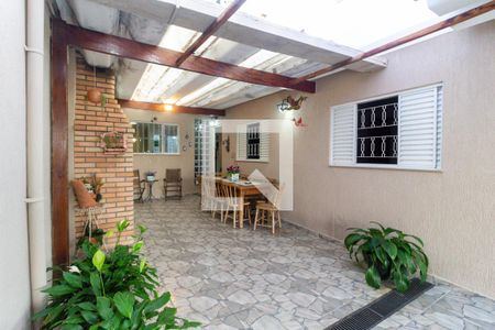Casa à venda com 240m², 4 quartos e 2 vagasQuintal