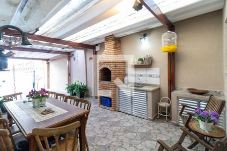 Casa à venda com 240m², 4 quartos e 2 vagasQuintal