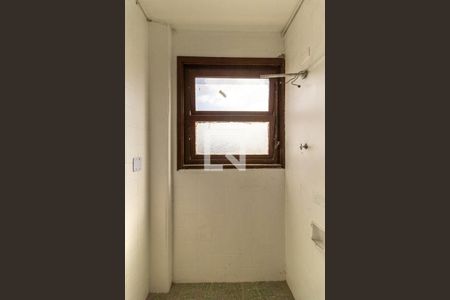 Banheiro de kitnet/studio para alugar com 1 quarto, 44m² em Centro Histórico de São Paulo, São Paulo