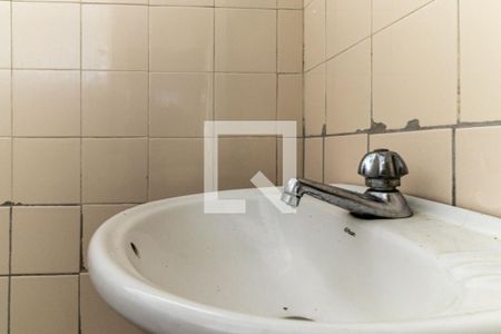 Banheiro - Torneira de kitnet/studio para alugar com 1 quarto, 44m² em Centro Histórico de São Paulo, São Paulo