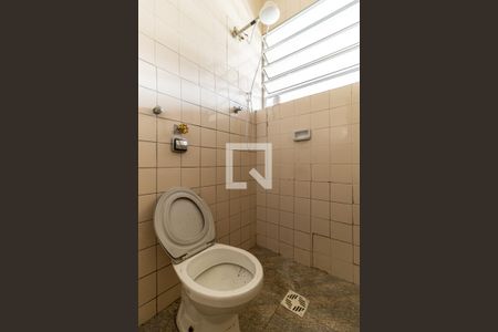 Banheiro de kitnet/studio para alugar com 1 quarto, 44m² em Centro Histórico de São Paulo, São Paulo