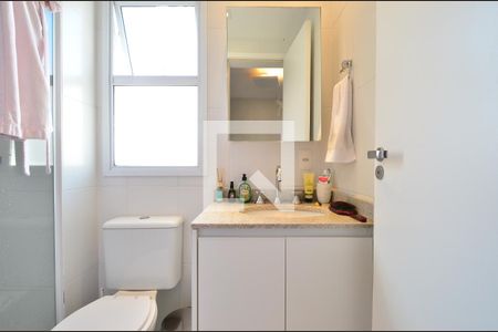 Apartamento à venda com 54m², 2 quartos e 2 vagasBanheiro da Suíte