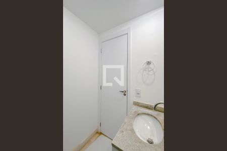 Banheiro de kitnet/studio para alugar com 1 quarto, 21m² em Belenzinho, São Paulo