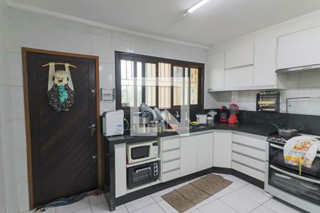 Casa de condomínio à venda com 198m², 3 quartos e 4 vagas Casa de condomínio à venda com 198m², 3 quartos e 4 vagasCozinha