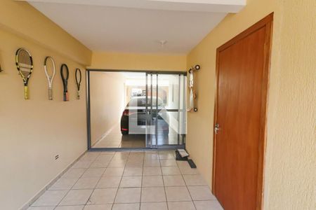 Casa de condomínio à venda com 198m², 3 quartos e 4 vagas Casa de condomínio à venda com 198m², 3 quartos e 4 vagasGaragem / Lavanderia