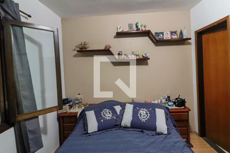 Casa de condomínio à venda com 198m², 3 quartos e 4 vagas Casa de condomínio à venda com 198m², 3 quartos e 4 vagasQuarto 3 Suite