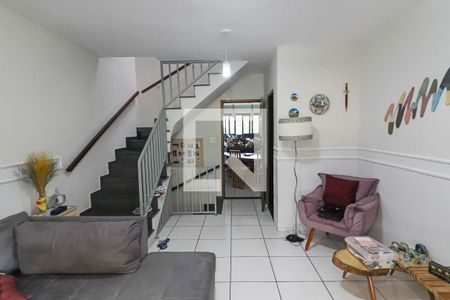 Sala de casa de condomínio à venda com 3 quartos, 198m² em Vila Gomes, São Paulo