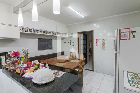Casa de condomínio à venda com 198m², 3 quartos e 4 vagas Casa de condomínio à venda com 198m², 3 quartos e 4 vagasCozinha