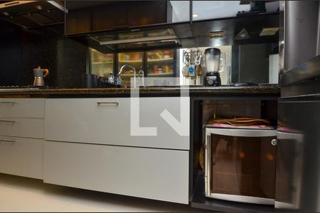 Apartamento para alugar com 130m², 2 quartos e 2 vagasCozinha