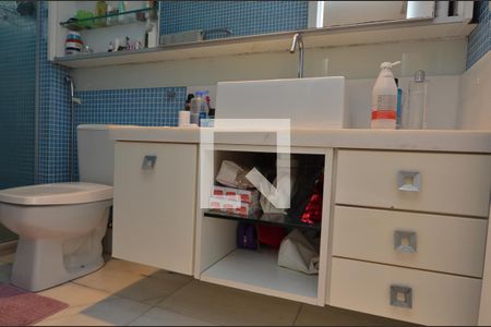 Apartamento para alugar com 130m², 2 quartos e 2 vagasBanheiro da Suíte