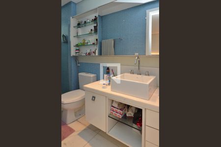 Apartamento para alugar com 130m², 2 quartos e 2 vagasBanheiro da Suíte