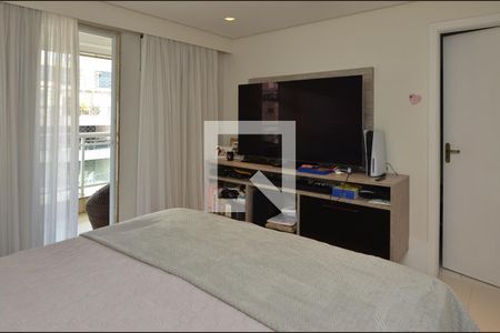 Apartamento para alugar com 130m², 2 quartos e 2 vagasSuite