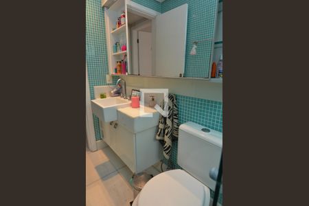 Apartamento para alugar com 130m², 2 quartos e 2 vagasBanheiro social
