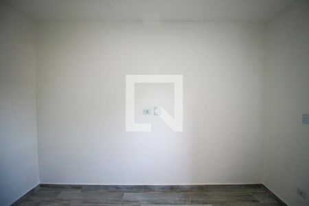 Quarto de apartamento à venda com 1 quarto, 45m² em Vila Carmosina, São Paulo