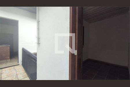 Casa à venda com 2 quartos, 207m² em Jardim Record, São Paulo