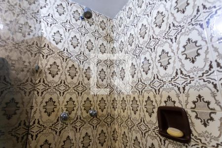 Apartamento à venda com 159m², 4 quartos e 2 vagas Apartamento à venda com 159m², 4 quartos e 2 vagasBanheiro Suite