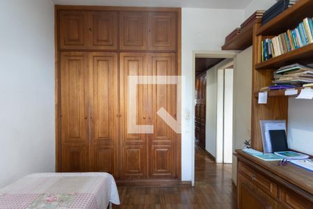 Apartamento à venda com 159m², 4 quartos e 2 vagas Apartamento à venda com 159m², 4 quartos e 2 vagasQuarto 4