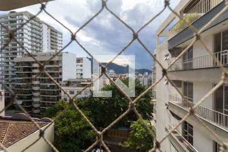 Apartamento à venda com 159m², 4 quartos e 2 vagas Apartamento à venda com 159m², 4 quartos e 2 vagasQuarto Suite Vista