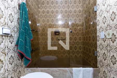 Apartamento à venda com 159m², 4 quartos e 2 vagas Apartamento à venda com 159m², 4 quartos e 2 vagasBanheiro Suite