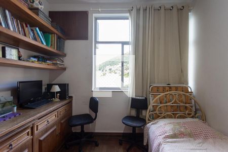 Apartamento à venda com 159m², 4 quartos e 2 vagas Apartamento à venda com 159m², 4 quartos e 2 vagasQuarto 4