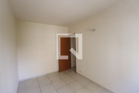 Quarto 2 de apartamento para alugar com 2 quartos, 57m² em Colubandê, São Gonçalo