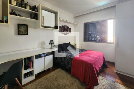 Apartamento à venda com 160m², 3 quartos e 3 vagasQuarto