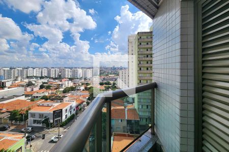 Apartamento à venda com 160m², 3 quartos e 3 vagasVaranda