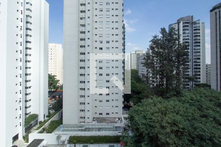 Vista de apartamento à venda com 2 quartos, 59m² em Vila Uberabinha, São Paulo