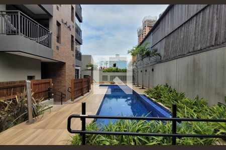Studio para alugar com 44m², 1 quarto e 1 vaga Studio para alugar com 44m², 1 quarto e 1 vagaPiscina
