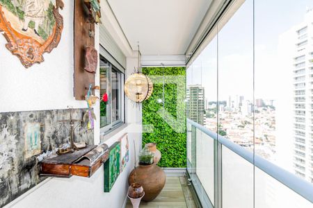 Apartamento à venda com 65m², 1 quarto e 2 vagas Apartamento à venda com 65m², 1 quarto e 2 vagasVaranda