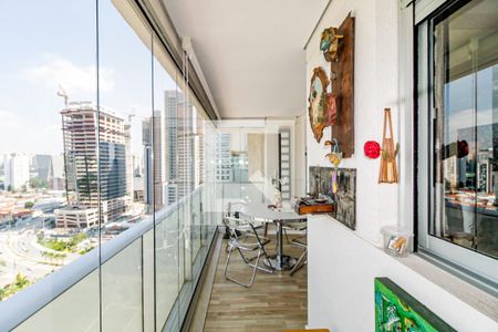 Apartamento à venda com 65m², 1 quarto e 2 vagas Apartamento à venda com 65m², 1 quarto e 2 vagasVaranda