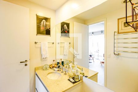 Apartamento à venda com 65m², 1 quarto e 2 vagas Apartamento à venda com 65m², 1 quarto e 2 vagasBanheiro