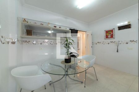 Apartamento à venda com 118m², 3 quartos e 2 vagasCozinha