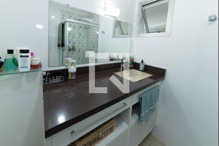 Apartamento à venda com 118m², 3 quartos e 2 vagasBanheiro da Suíte