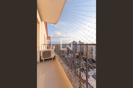 Sacada de apartamento à venda com 3 quartos, 118m² em Parque das Nações, Santo André