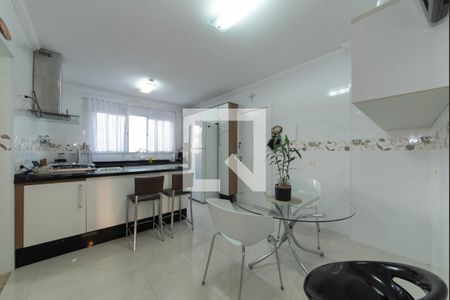 Apartamento à venda com 118m², 3 quartos e 2 vagasCozinha