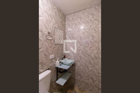 Banheiro de kitnet/studio para alugar com 1 quarto, 20m² em Cidade das Flores, Osasco