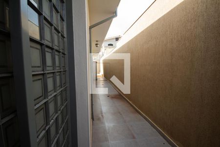 Vista da Sala de estar de casa para alugar com 3 quartos, 230m² em Ribeirânia, Ribeirão Preto