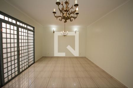 Sala de estar de casa para alugar com 3 quartos, 230m² em Ribeirânia, Ribeirão Preto