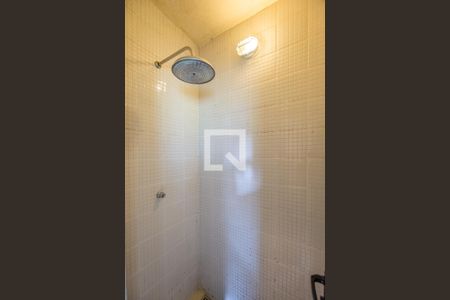 Apartamento à venda com 160m², 3 quartos e 3 vagas Apartamento à venda com 160m², 3 quartos e 3 vagasDucha