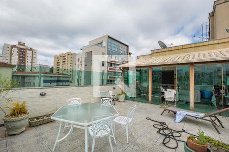 Apartamento à venda com 160m², 3 quartos e 3 vagas Apartamento à venda com 160m², 3 quartos e 3 vagasÁrea externa