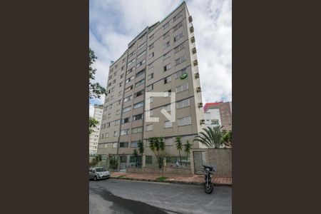 Apartamento à venda com 160m², 3 quartos e 3 vagas Apartamento à venda com 160m², 3 quartos e 3 vagasFachada