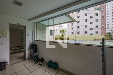 Apartamento à venda com 160m², 3 quartos e 3 vagas Apartamento à venda com 160m², 3 quartos e 3 vagasAcademia