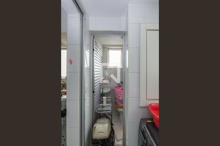 Apartamento à venda com 160m², 3 quartos e 3 vagas Apartamento à venda com 160m², 3 quartos e 3 vagasBanheiro de serviço