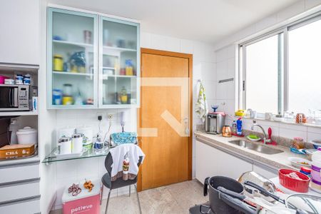 Apartamento à venda com 160m², 3 quartos e 3 vagas Apartamento à venda com 160m², 3 quartos e 3 vagasCozinha