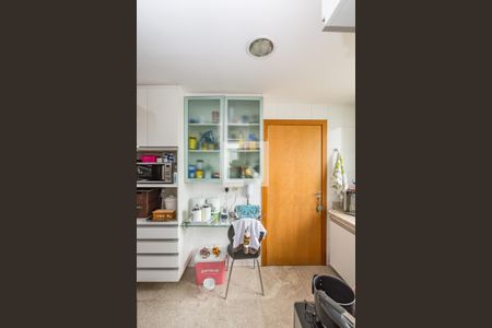 Apartamento à venda com 160m², 3 quartos e 3 vagas Apartamento à venda com 160m², 3 quartos e 3 vagasCozinha
