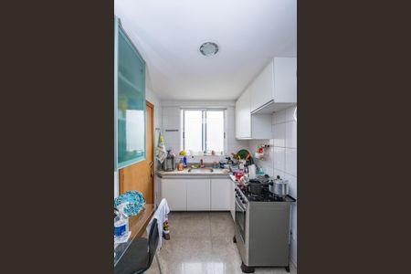 Apartamento à venda com 160m², 3 quartos e 3 vagas Apartamento à venda com 160m², 3 quartos e 3 vagasCozinha