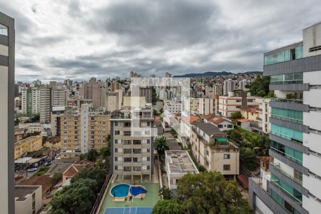 Apartamento à venda com 160m², 3 quartos e 3 vagas Apartamento à venda com 160m², 3 quartos e 3 vagasÁrea externa