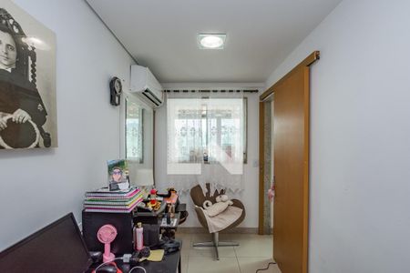 Apartamento à venda com 160m², 3 quartos e 3 vagas Apartamento à venda com 160m², 3 quartos e 3 vagasEscritório